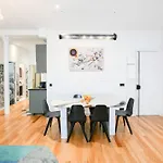 Le Marais Pl De La Bastille 3bd 3bth For 10 Guests *