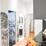 Lägenhet Le Marais Pl De La Bastille 3bd 3bth For 10 Guests Paris