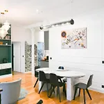 Le Marais Pl De La Bastille 3bd 3bth For 10 Guests