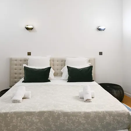 Lejlighed Le Marais Pl De La Bastille 3bd 3bth For 10 Guests *