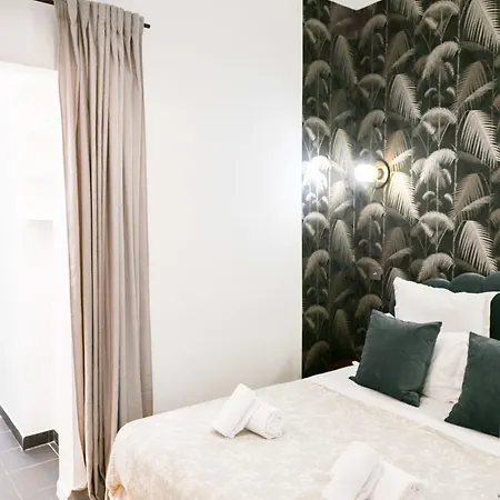 Le Marais Pl De La Bastille 3bd 3bth For 10 Guests