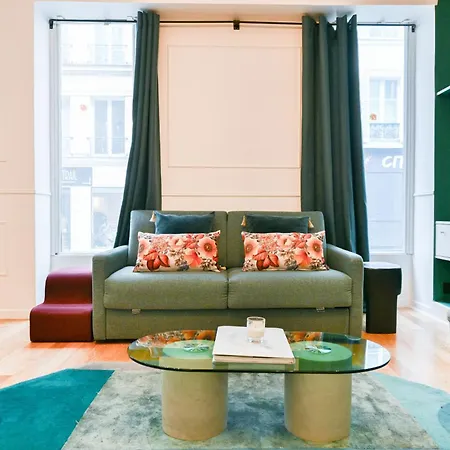 Le Marais Pl De La Bastille 3bd 3bth For 10 Guests