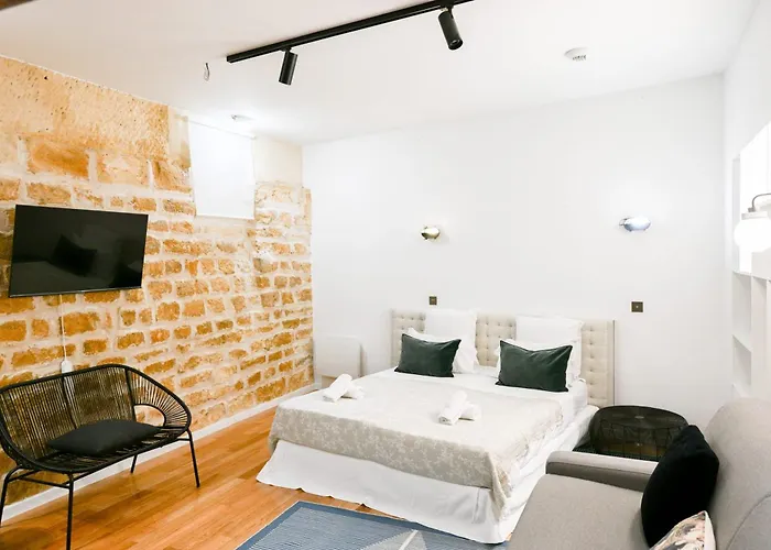 Le Marais Pl De La Bastille 3bd 3bth For 10 Guests Apartment *