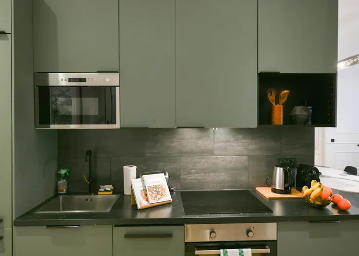 Le Marais Pl De La Bastille 3bd 3bth For 10 Guests Apartment *