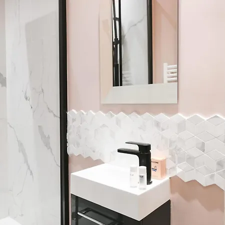Apartamento Le Marais Pl De La Bastille 3bd 3bth For 10 Guests París