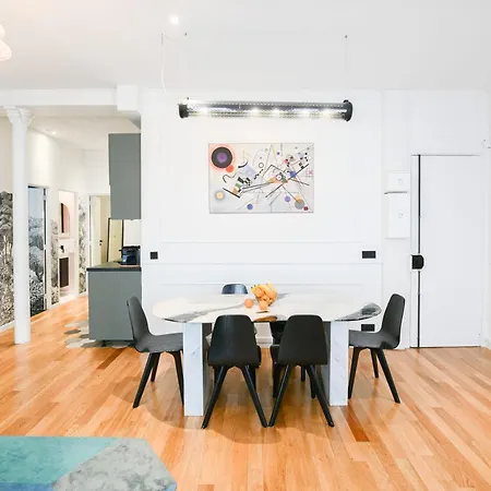 Le Marais Pl De La Bastille 3bd 3bth For 10 Guests *